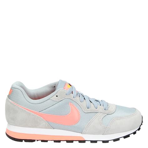 bijenkorf nike dames schoenen|Nike schoenen voor dames koop je online bij de Bijenkorf.